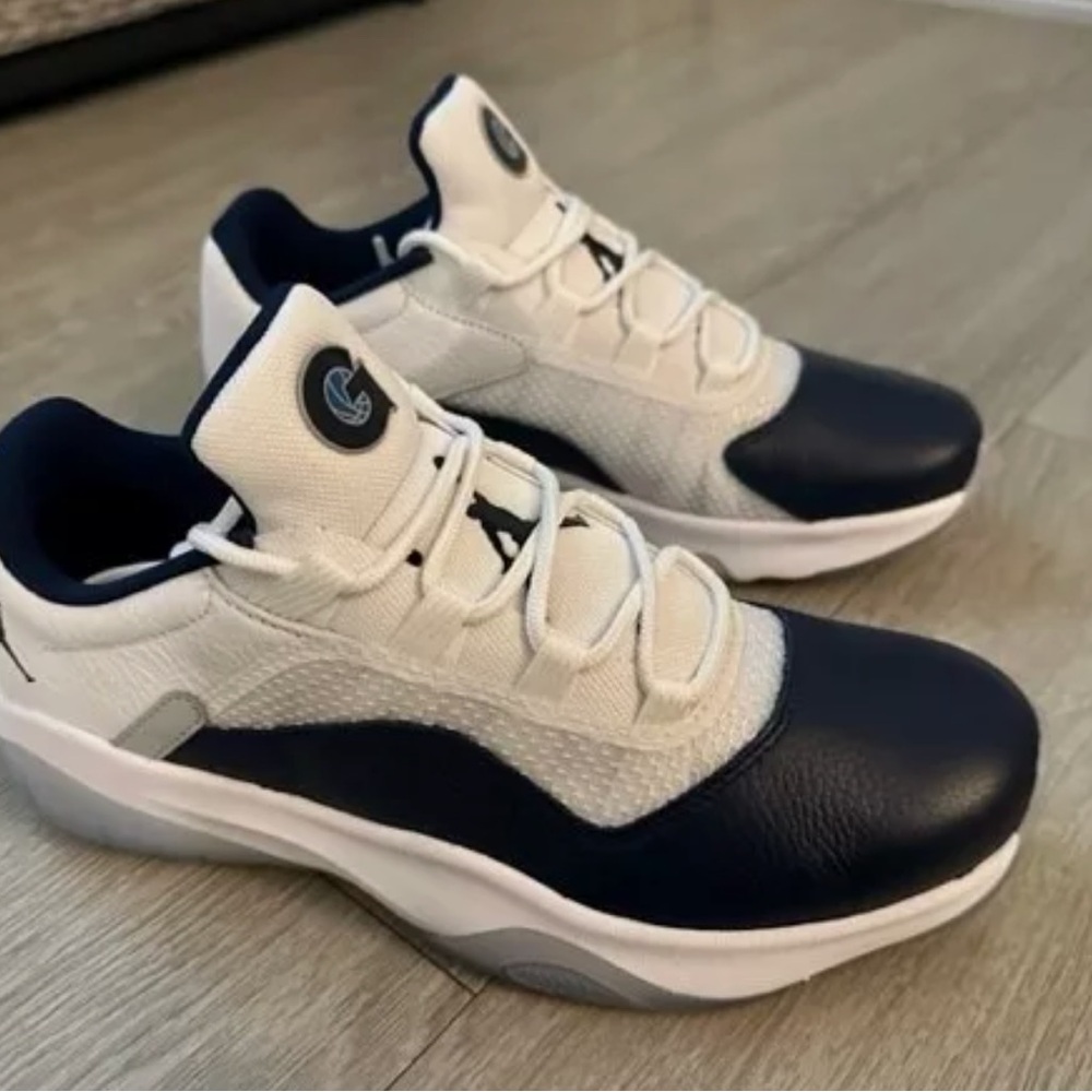 Jordan 11 Retro Low Concord basketball shoe